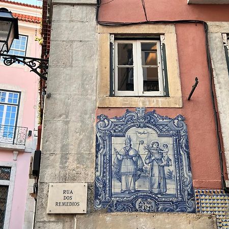 Alfama Heart For Two Apartment Lisbon Exterior photo